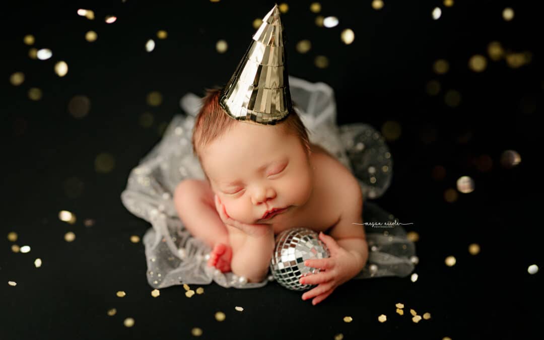 Ringing in the New Year: Capturing New Beginnings with New Year’s Themed Newborn Sessions
