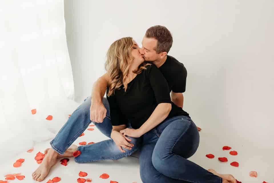 Valentine’s Mini Sessions: Why Early Promotion is a Photographer’s Winning Strategy